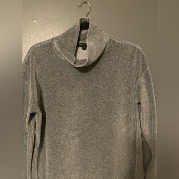 Banana Republic Grey Velour Mock Neck S - Picture 5 of 6